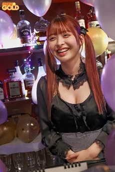 瀧本くるみエロ画像1